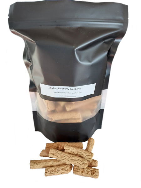 Chicken Blueberry & Cranberry Sticks 750g dog treat