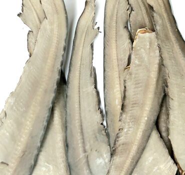 Dried Shark Fin 1kg dog treat